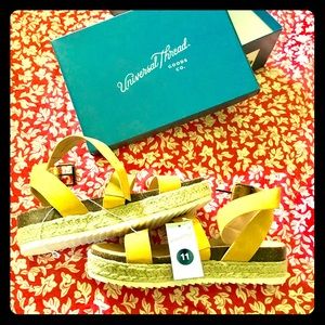 Brand New Never Worn Golden Platform Sandals